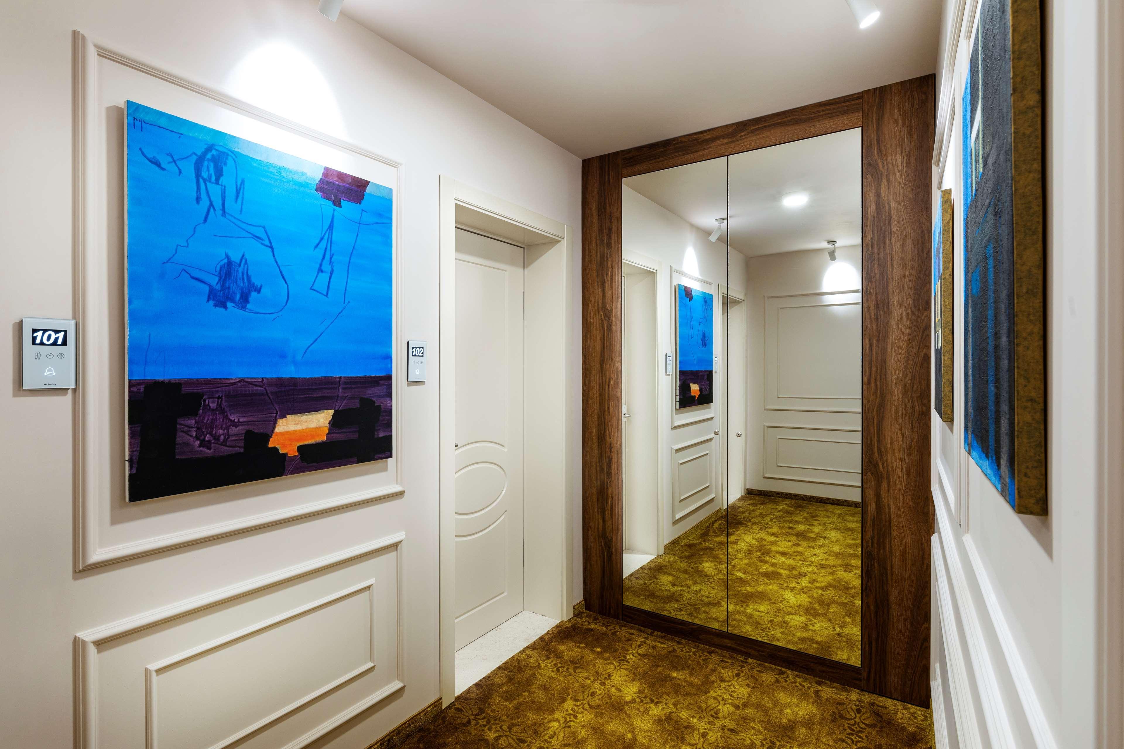 Gallery 37 Powered By Aston 5*